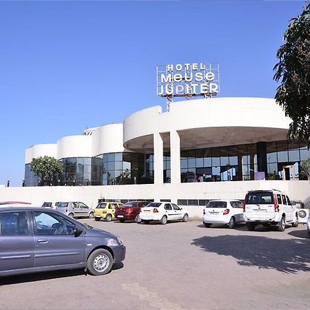 Meuse Jupiter Business And Luxury Hotel Насик Экстерьер фото
