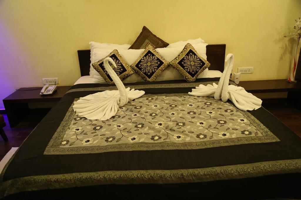 Meuse Jupiter Business And Luxury Hotel Насик Номер фото