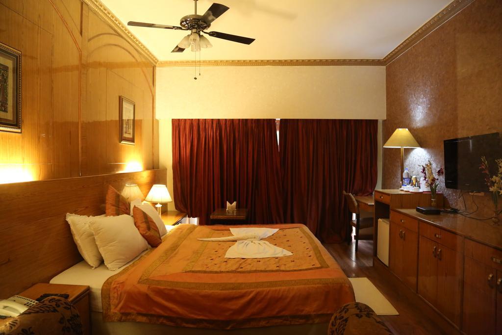 Meuse Jupiter Business And Luxury Hotel Насик Номер фото
