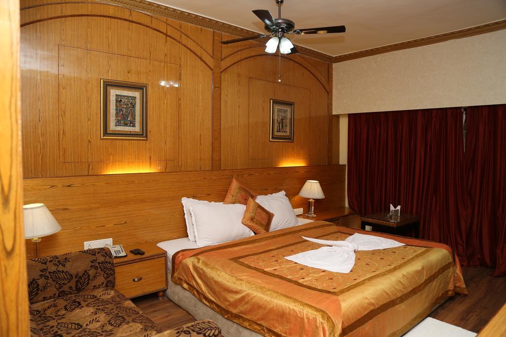 Meuse Jupiter Business And Luxury Hotel Насик Номер фото